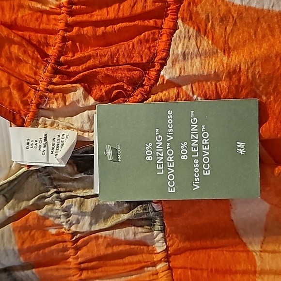 NWT-H & M Drawstring Dress Size Small - Picture 3 of 8